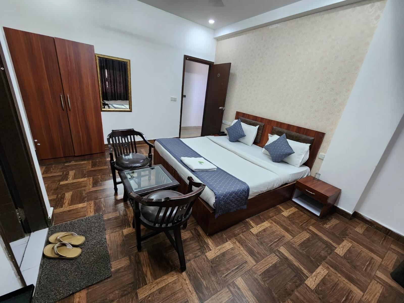 Hotel Aerotech Near Delhi Airport New Delhi Exterior foto